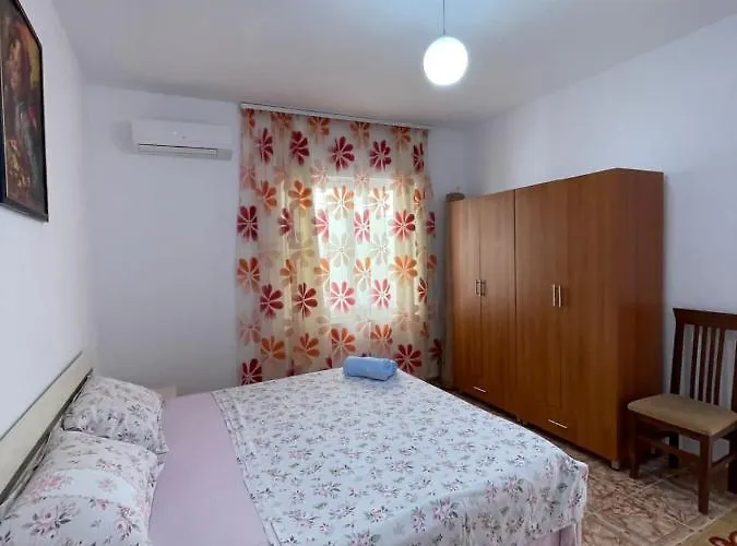 Eden Breeze 2 Bedroom Hébergement de vacances *