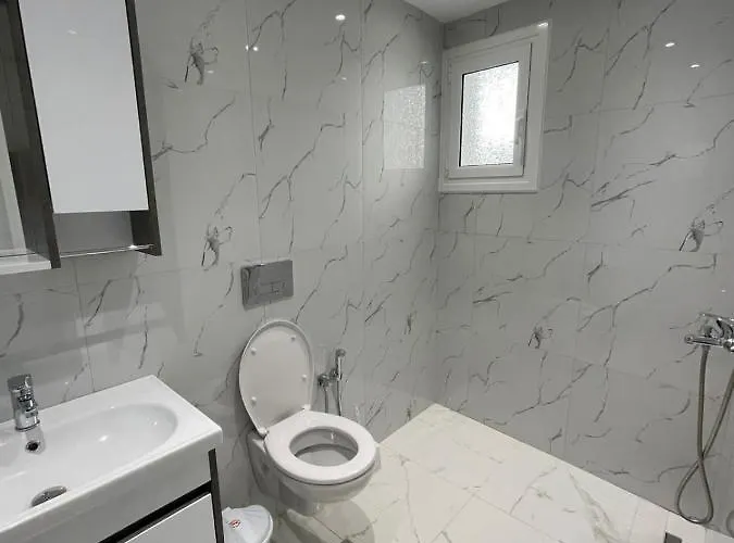 Eden Breeze 2 Bedroom Hébergement de vacances Saranda
